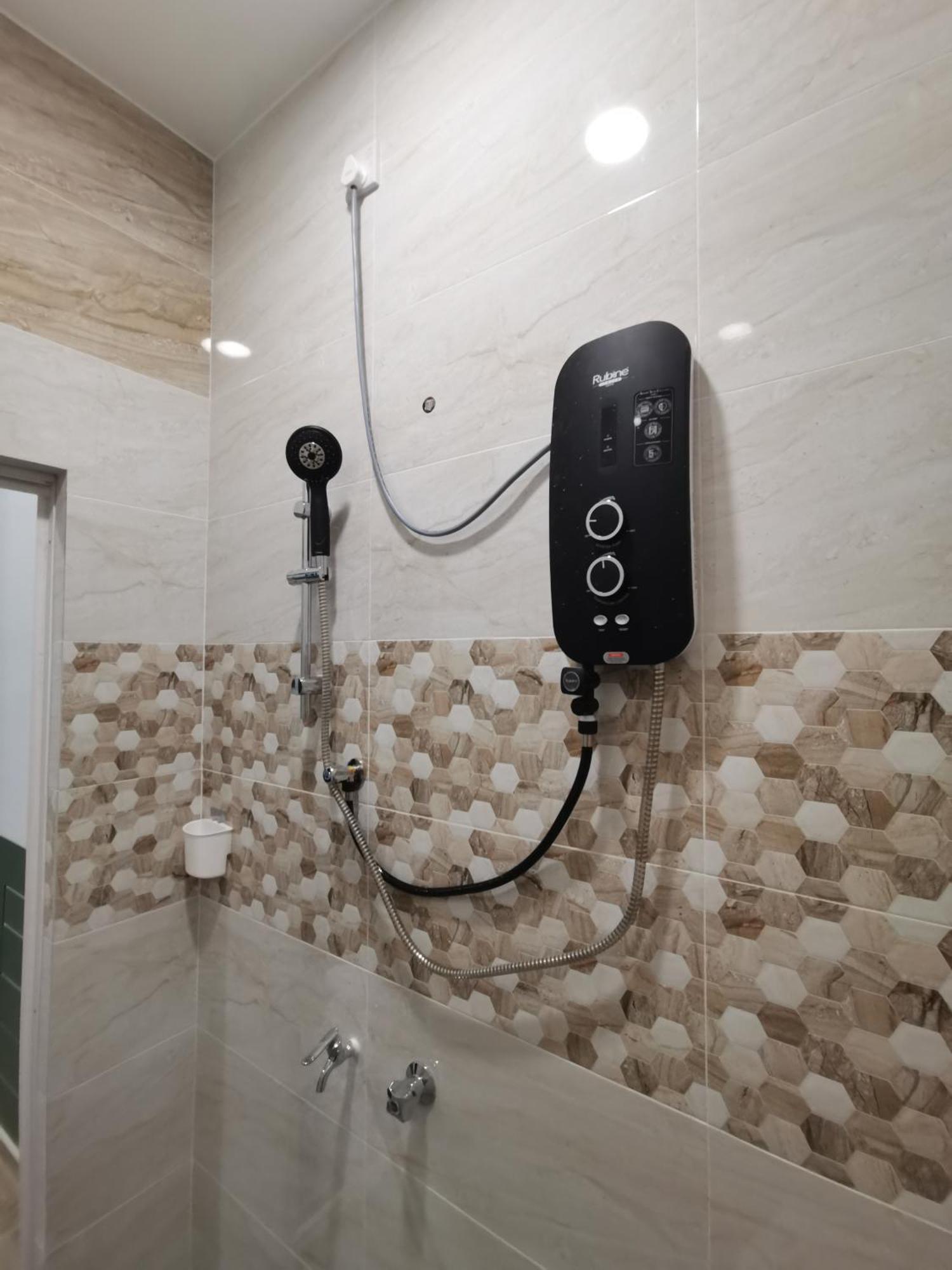 Mini Concept Hotel Куала-Тренгану Екстер'єр фото